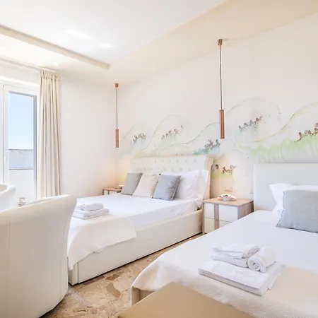 Dei Del Mare Extra Luxury Bed & Breakfast