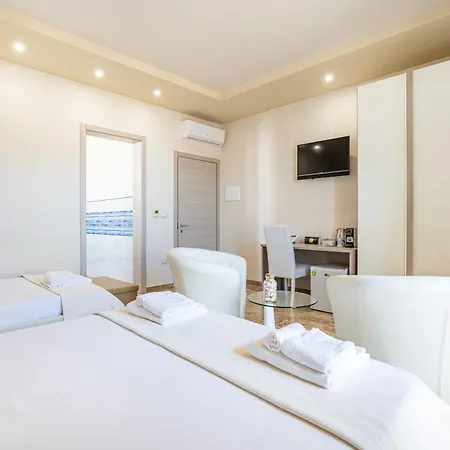 住宿加早餐酒店 Dei Del Mare Extra Luxury 3*