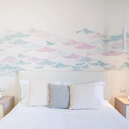 Dei Del Mare Extra Luxury Couette-café 4*